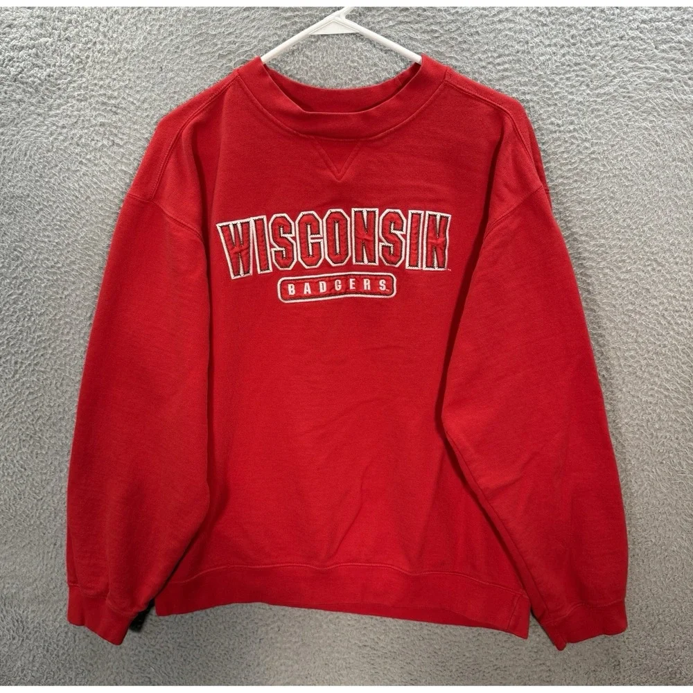 Vintage Wisconsin Badgers Sweatshirt Adult Large Red Crewneck Embroidered Y2K